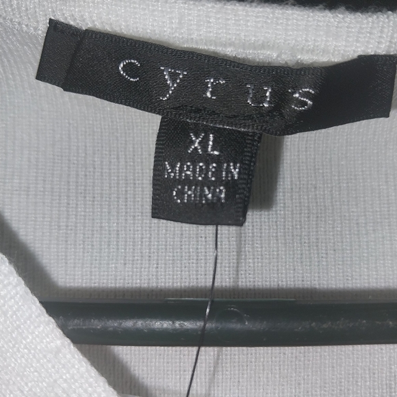 White sweater - Picture 2 of 2